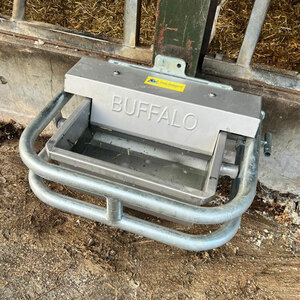 Buffalo Steel Super Stainless Tip Over Drinker