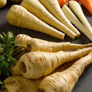 Suttons Seeds Parsnips - Tender and True